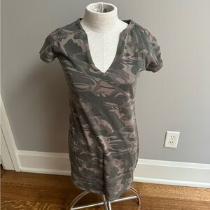 Blush Boutique  Camo T-shirt dress- Size small